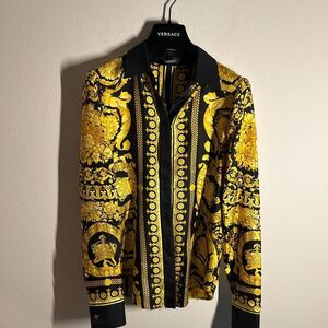 Versace Women's Informal Twill Silk Shirt Baroque Black and Gold Size 40/S/US 4